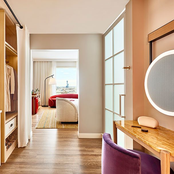 Standard Chamber room