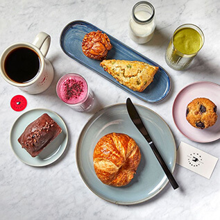 Breakfast at Funny Library Coffee Shop